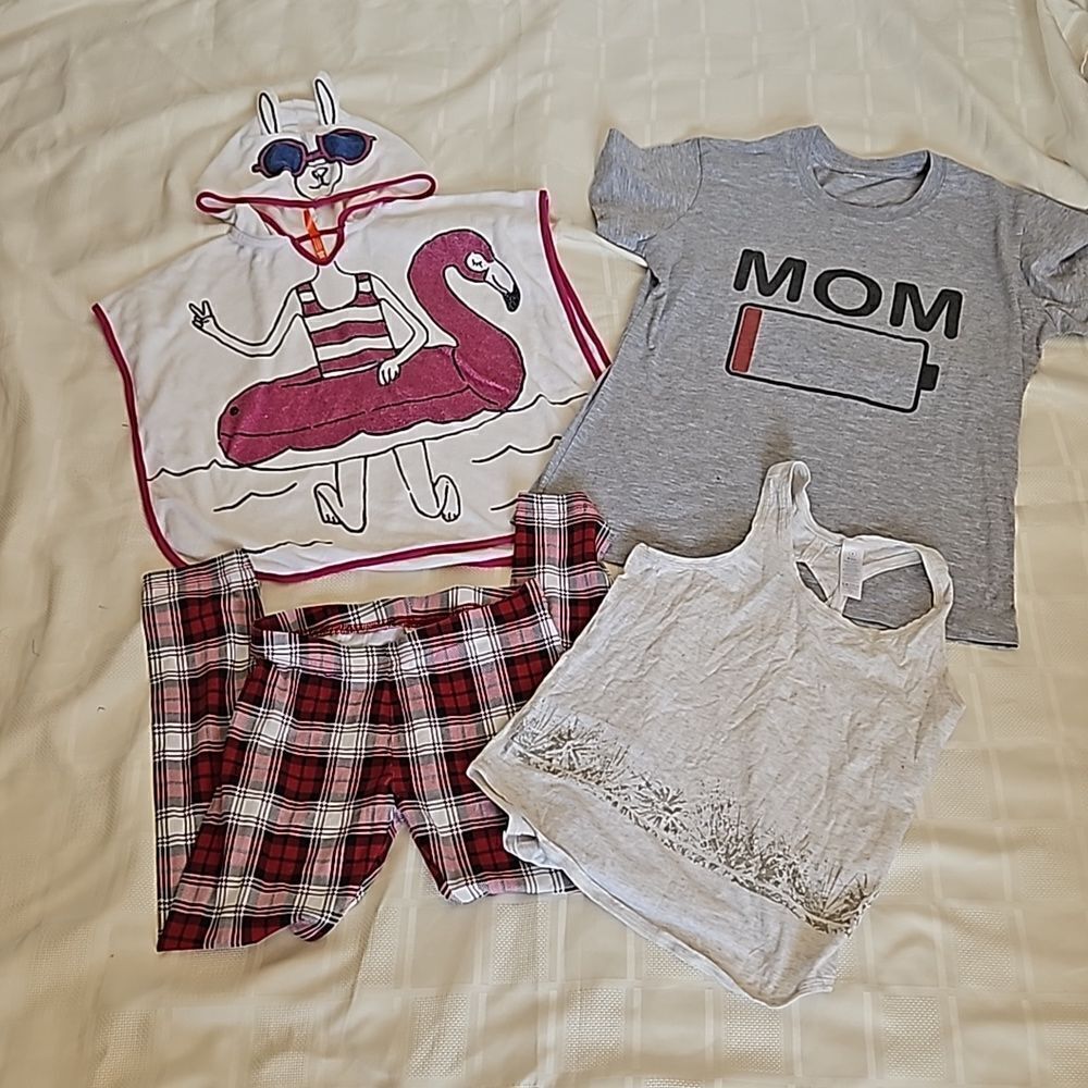 Joe Fresh Girl's Bundle T-shirt,  Pajama & Swim Cover-Up M/S Gray/ Red